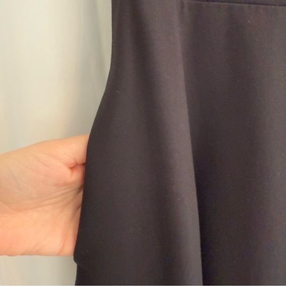LOFT Black Sleeveless Fit & Flare Pocket Dress Stretch Size 4 - Picture 5 of 9